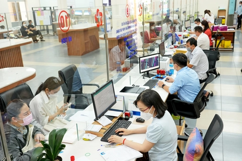 Sẽ không còn 'sống lâu lên lão làng' - Ảnh 1. trả lương - Ảnh 1.