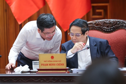 Thủ tướng: Không để xảy ra thất nghiệp, lập ngay đoàn đàm phán với Mỹ - Ảnh 3.
