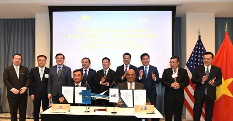 Vietnam Airlines - Ảnh 1.