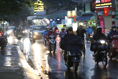 mưa dông - Ảnh 5.