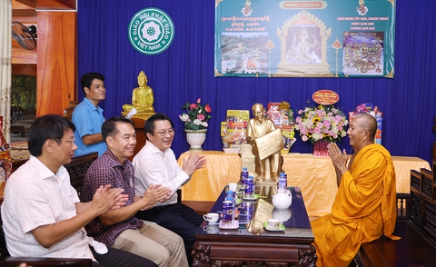 Cùng bà con dân tộc Khmer miền Tây đón Tết cổ truyền - Ảnh 2.