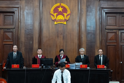 Vụ trung tâm dạy lái xe: Kiến nghị xử lý Phó cục trưởng Cục Đường bộ Việt Nam - Ảnh 1. lái xe - Ảnh 1.