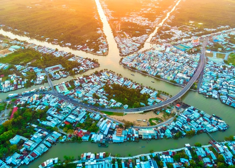 Giữ lại tên Ngã Bảy gắn với ‘Tình anh bán chiếu’ sau khi sắp xếp xã, phường - Ảnh 1.