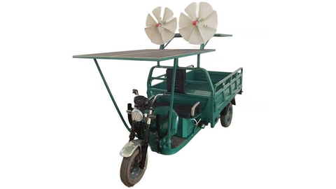 Xe máy điện độc đáo chạy 50km chỉ với gió và mặt trời, sạc đầy pin được 120km - Ảnh 4.