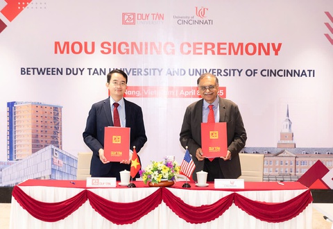 ĐH Duy Tân - Ảnh 1.