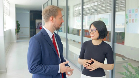 Kinh nghiệm chọn lộ trình học song ngữ từ phụ huynh trường quốc tế - Ảnh 2.