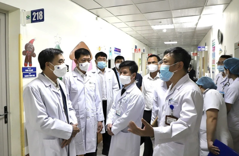 Tin tức sáng 14-4: Thường vụ Quốc hội cho ý kiến về sửa Hiến pháp; Cảnh báo nhiều người lớn mắc sởi - Ảnh 3. Tin tức sáng 14-4: Thường vụ Quốc hội cho ý kiến về sửa Hiến pháp; Cảnh báo nhiều người lớn mắc sởi - Ảnh 3.
