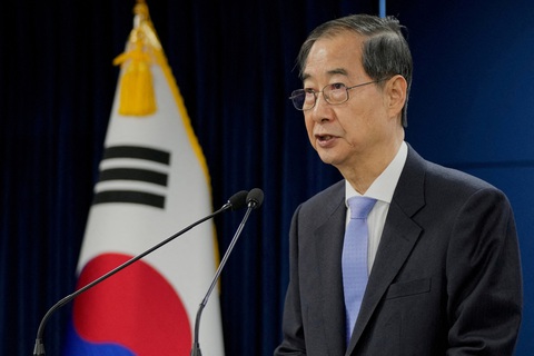 Seoul tiết lộ ông Trump yêu cầu đàm phán thuế với Quốc, Nhật Bản, Ấn Độ - Ảnh 1. Seoul tiết lộ ông Trump yêu cầu đàm phán thuế với Hàn Quốc, Nhật Bản, Ấn Độ - Ảnh 1.
