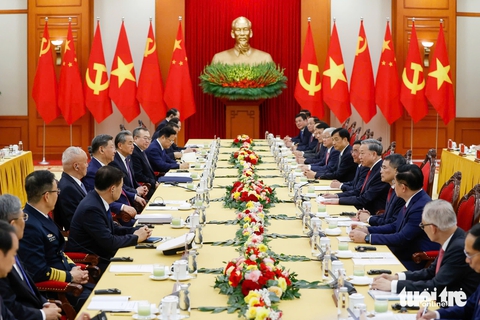 Những hình ảnh ngày làm việc đầu tiên của Tổng Bí thư, Chủ tịch Trung Quốc Tập Cận Bình tại Việt Nam - Ảnh 16.