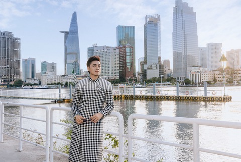 Dương Quốc Hưng ra album Thanh âm đất nước mừng đại lễ 30-4 - Ảnh 1. Dương Quốc Hưng - Ảnh 1.