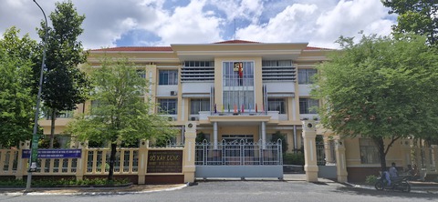 trụ sở dôi dư - Ảnh 1.