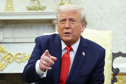 Ông Trump ra lệnh hạn chế loại nghiên cứu bị cáo buộc gây ra đại dịch COVID-19 - Ảnh 1. COVID-19 - Ảnh 1.