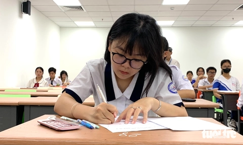 Điểm chuẩn đánh giá năng lực Đại học Quốc gia TP.HCM năm nay có giảm? - Ảnh 1.