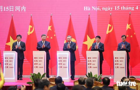 Ngày thứ hai nhiều hoạt động của Tổng Bí thư, Chủ tịch nước Trung Quốc Tập Cận Bình - Ảnh 7. Tập Cận Bình - Ảnh 8.