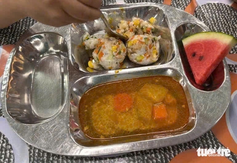 suất ăn bán trú - Ảnh 2.