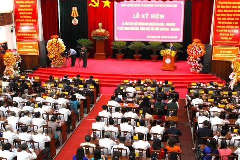 Ninh Thuận kỷ niệm 50 năm ngày giải phóng - Ảnh 1.