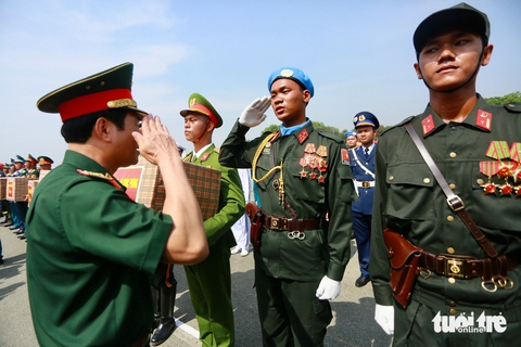 diễu binh - Ảnh 2.