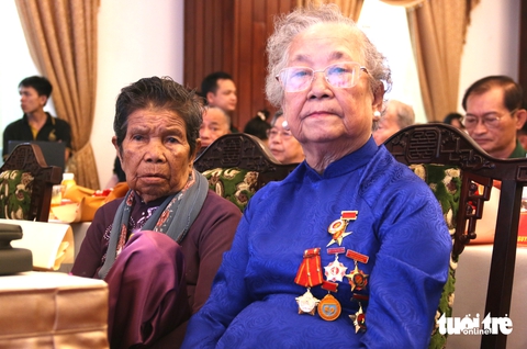 chứng nhân - Ảnh 3.