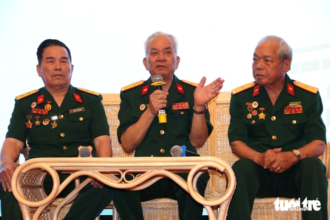chứng nhân - Ảnh 4.
