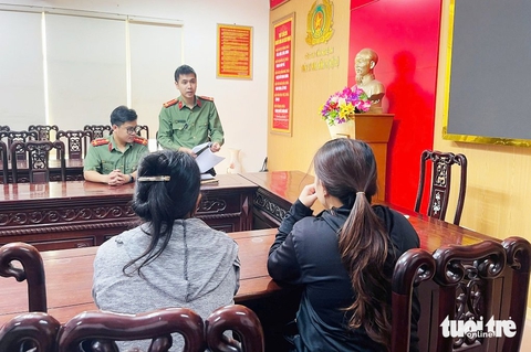 Mới 'hóng' hàng xóm bàn tán, hai người phụ nữ đã tung tin bắt cóc trẻ em lên mạng - Ảnh 1.