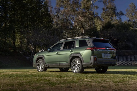 Subaru Outback - Ảnh 2.