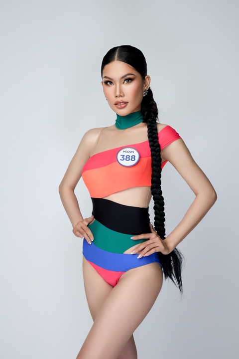 Thủy Tiên, Hạnh Nguyên, Minh Nhàn nóng bỏng trong trang phục bikini - Ảnh 9. Miss Cosmo Vietnam - Ảnh 8.