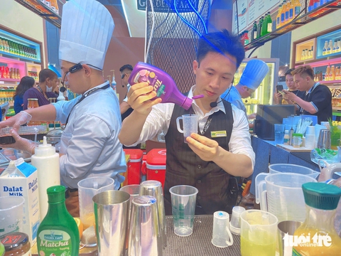 Trà, cà phê truyền thống ‘lột xác’ với hương vị hiện đại - Ảnh 2.