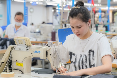 Người lao động được nghỉ mấy ngày dịp lễ 30-4 và 1-5? - Ảnh 1. nghỉ lễ - Ảnh 1.