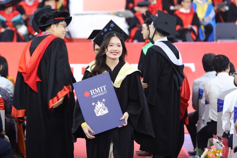 Lễ tốt nghiệp đánh dấu 25 năm RMIT lớn mạnh cùng Việt Nam - Ảnh 1.
