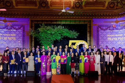 Saigon Co.op vào top 50 doanh nghiệp dẫn đầu TP.HCM về thương hiệu, sản phẩm - Ảnh 2.