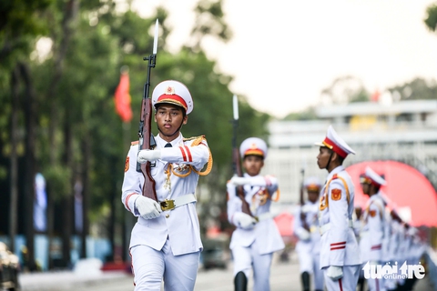 TP.HCM thắt chặt an ninh trước buổi tổng hợp luyện diễu binh - Ảnh 8.