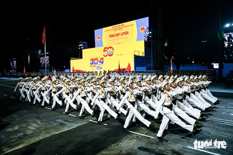 diễu binh - Ảnh 8.
