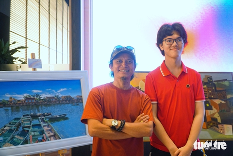 Cậu bé câm, cô bé ‘tròn’ tô màu cho ‘thế giới quanh tôi’ - Ảnh 4. thế giới quanh tôi - Ảnh 4.