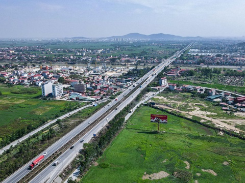 Cận cảnh các cây cầu nghìn tỉ nối Bắc Giang và Bắc Ninh trước ngày sáp nhập - Ảnh 6. Ngắm các cây cầu nghìn tỉ nối Bắc Giang và Bắc Ninh trước ngày sáp nhập - Ảnh 8.