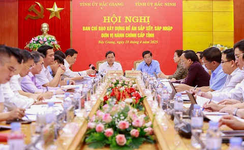Hai tỉnh Bắc Giang, Bắc Ninh họp sáp nhập các đơn vị hành chính - Ảnh 1. Bắc Giang và Bắc Ninh: Sáp nhập thống nhất, liên thông hạ tầng - Ảnh 1.