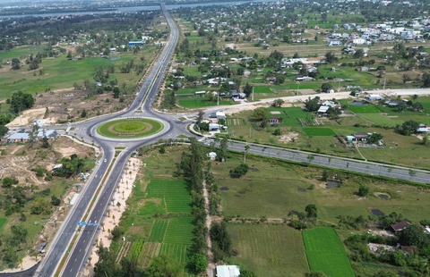 Thanh tra việc bồi thường, giải phóng mặt bằng, làm khu tái định cư 'siêu' dự án nghỉ dưỡng 4 tỉ đô - Ảnh 1.