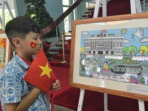 Dinh Độc Lập qua mắt nhìn trẻ em - Ảnh 1. Dinh Độc Lập - Ảnh 1.