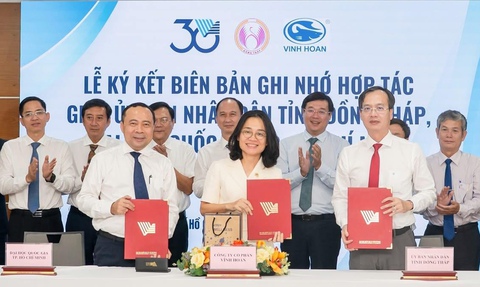 Đại học Quốc gia TP.HCM đào tạo 100 thạc sĩ, tiến sĩ cho tỉnh Đồng Tháp - Ảnh 1.