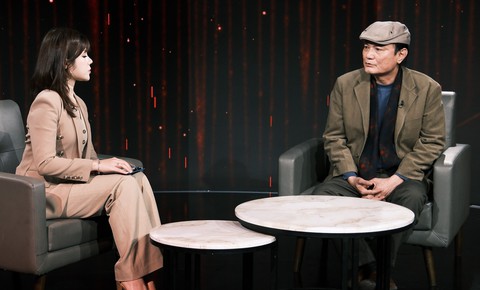 Bao giờ cho đến tháng 10: không bom đạn nhưng vẫn đau đến tận cùng - Ảnh 2. Bao giờ cho đến tháng 10 - Ảnh 2.
