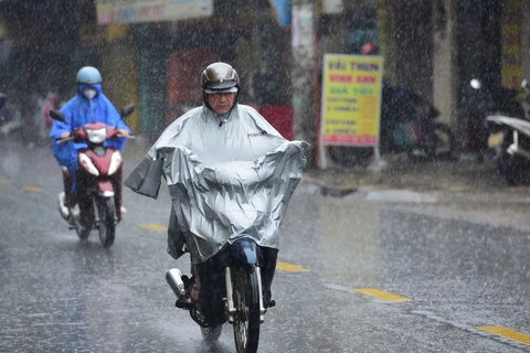 mưa chuyển mùa - Ảnh 1.