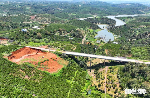 Bảo Lộc - Ảnh 1.