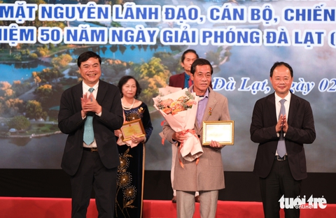 Tôn vinh 50 gia đình nhân kỷ niệm 50 năm giải phóng Đà Lạt - Ảnh 3.