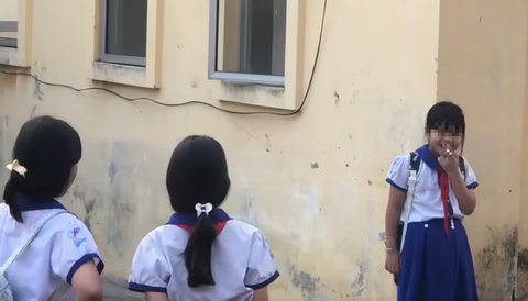 hút thuốc lá - Ảnh 1.
