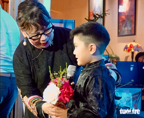 Khán giả đội mưa, hát Nối vòng tay lớn trong đêm nhạc tưởng nhớ nhạc sĩ Trịnh Công Sơn - Ảnh 4. Trịnh Công Sơn - Ảnh 3.