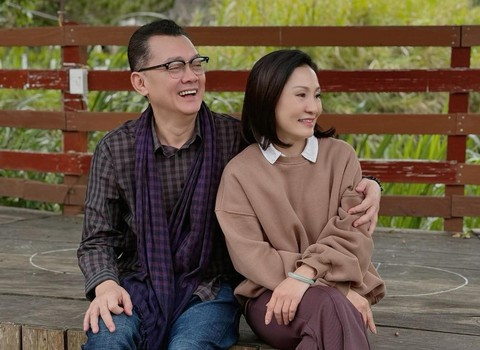 Hữu Châu, Hồng Đào tung ‘bom tấn’ Khi cuộc đời cho bạn quả Đào - Ảnh 1. Hữu Châu - Ảnh 1.