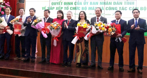 Yêu cầu báo cáo danh sách cán bộ có đơn đăng ký nghỉ hưu trước tuổi - Ảnh 1.