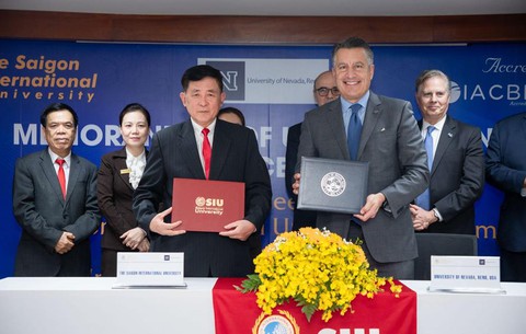 SIU tổ chức IAPP Vietnam Partnership Roundtable in HCMC - Ảnh 2.