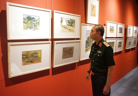 Những ký ức ngày thống nhất từ tranh của họa sĩ Huỳnh Phương Đông - Ảnh 4. HUỲNH PHƯƠNG ĐÔNG - Ảnh 4.