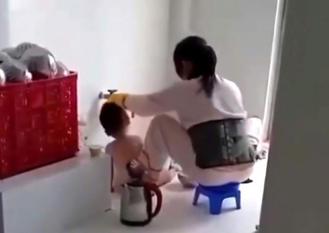 Trẻ em liên tiếp bị bạo hành ở Bắc Ninh và Bến Tre, Bộ Y tế yêu cầu làm rõ - Ảnh 1. Trẻ em liên tiếp bị bạo hành ở Bắc Ninh và Bến Tre, Bộ Y tế yêu cầu làm rõ - Ảnh 1.