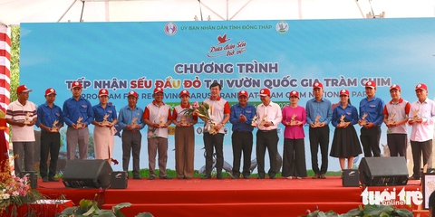 Đồng Tháp nhận và đặt tên 6 con sếu đầu đỏ tại Vườn quốc gia Tràm Chim - Ảnh 4.
